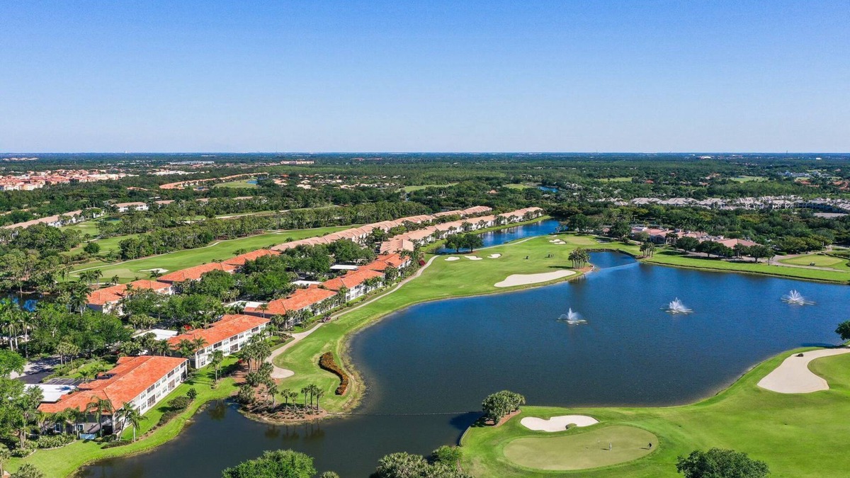 Bonita Springs Condo | Excellent Location Stunning Views 2-bedroom condo in the welcoming Estero Fl