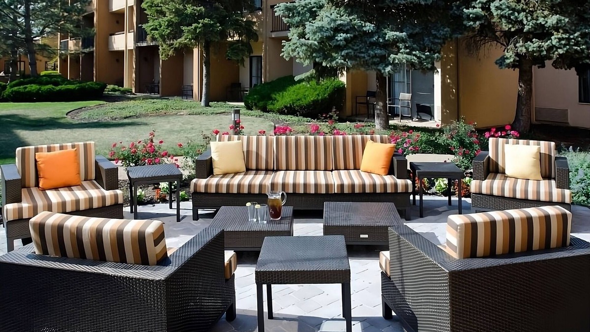 Waldron Resort | Excellent Pick! Pet-friendly Accommodation, with Airport Shuttle Service!