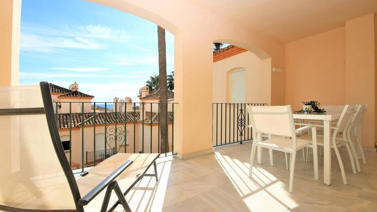 Estepona Apartment | Excellent stylish apartment with sea views, Belgravia Club next to Estepona port by the beach