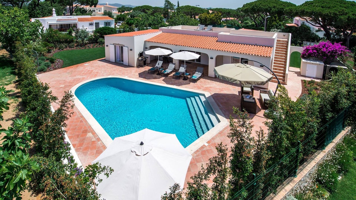 Vale do Lobo Villa | EXCEPTIONAL 3-BED VILLA, VALE DO LOBO, HEATED POOL, EASY WALK TO AMENITIES