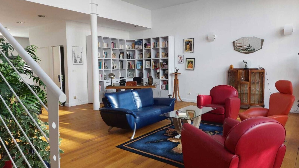 Saint-Leu Apartment | Exceptional loft with terraces and parking space in the heart of town