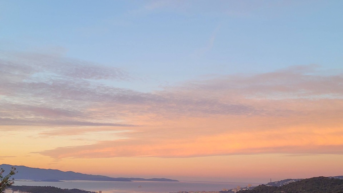 Tavaco House | Exceptional panoramic sea view on the Gulf of Ajaccio. Very quiet. Garden