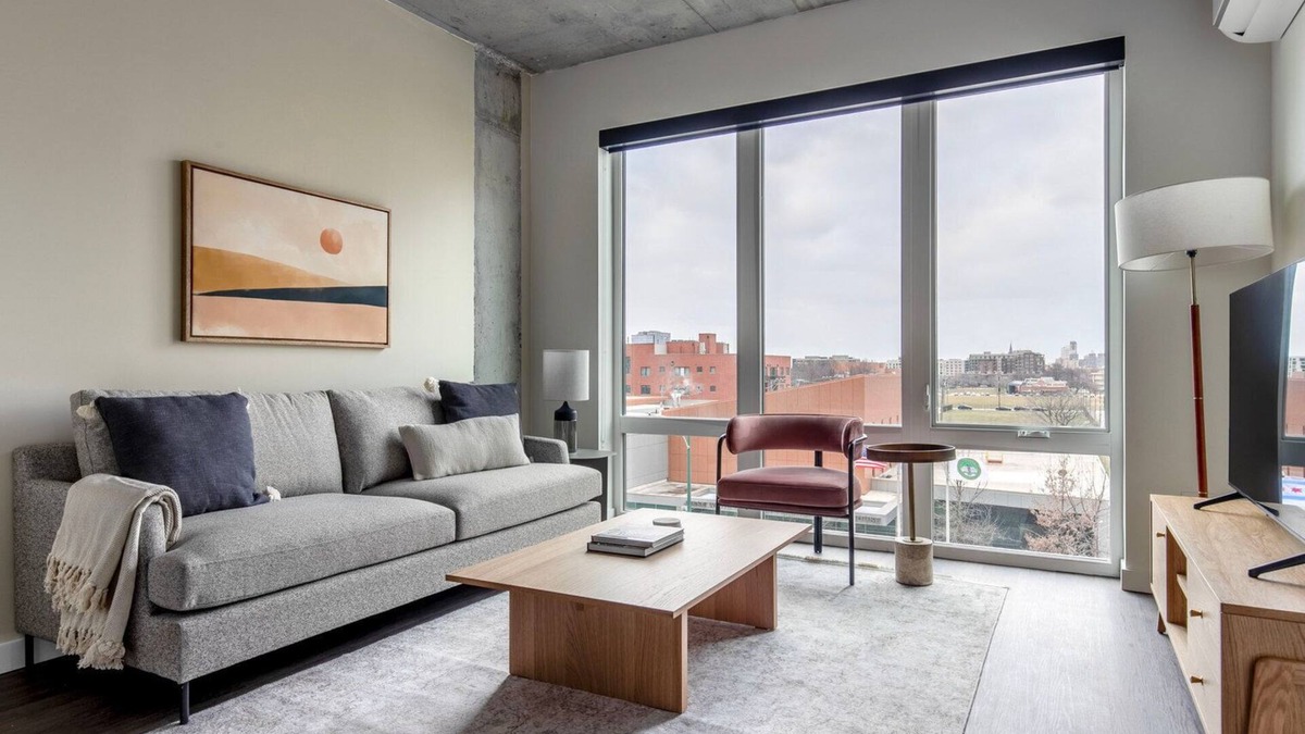 Killgubbin Apartment | Exceptional River North 1BR w/Pool, nr Riverwalk & L, by Blueground