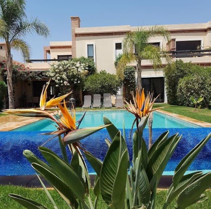 Issen Villa | Exceptionnelle Villa duplex 3 ch avec piscine privée dans résidence fermée