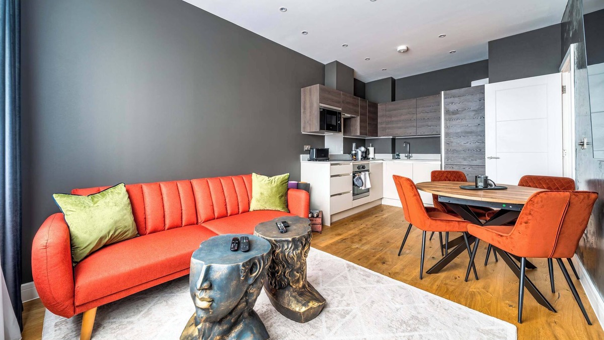Harlington Apartment | Exclusive 1Bed Apartment for High-End Clients
