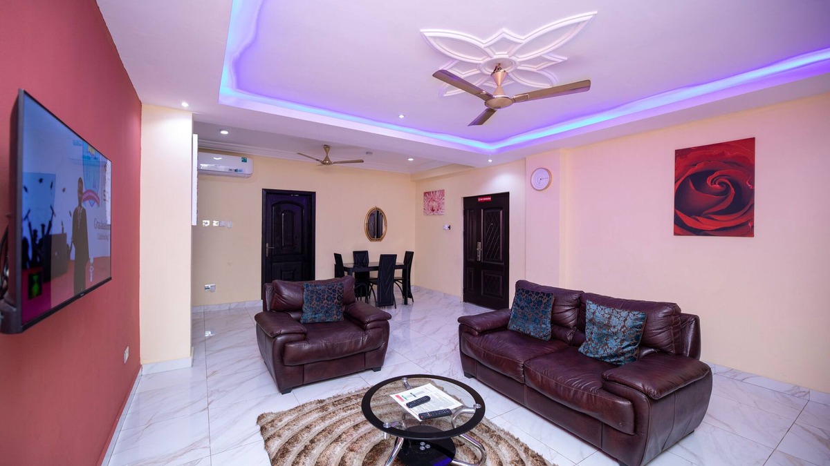 Accra Apartment | Exclusive 2-Bedroom Furnished Apartment - just over 25min drive to the Airport