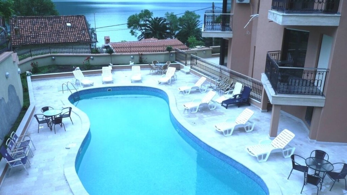 Dobrota Apartment | Exclusive 2 bedrooms sea view apartment with swimming pool