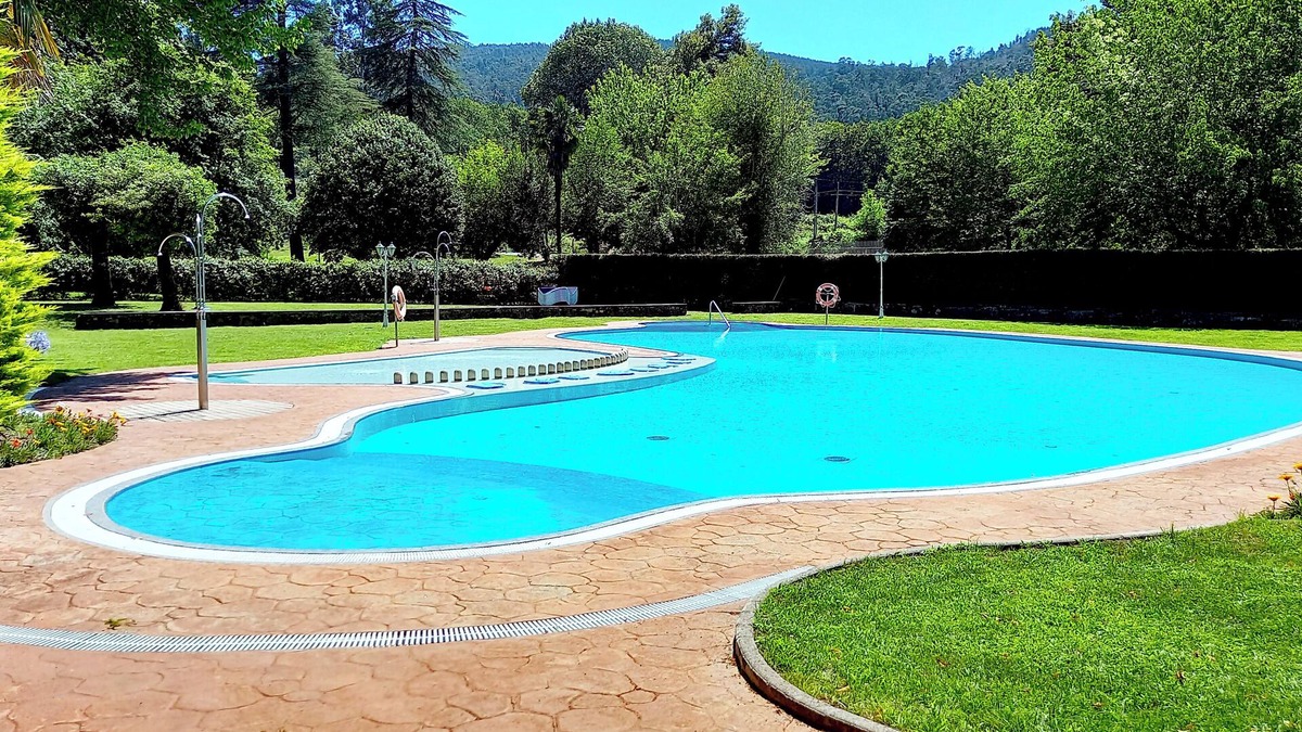 Mondariz-Balneario Apartment | Exclusive Apartment with Pool in Galicia Mondariz Balneario