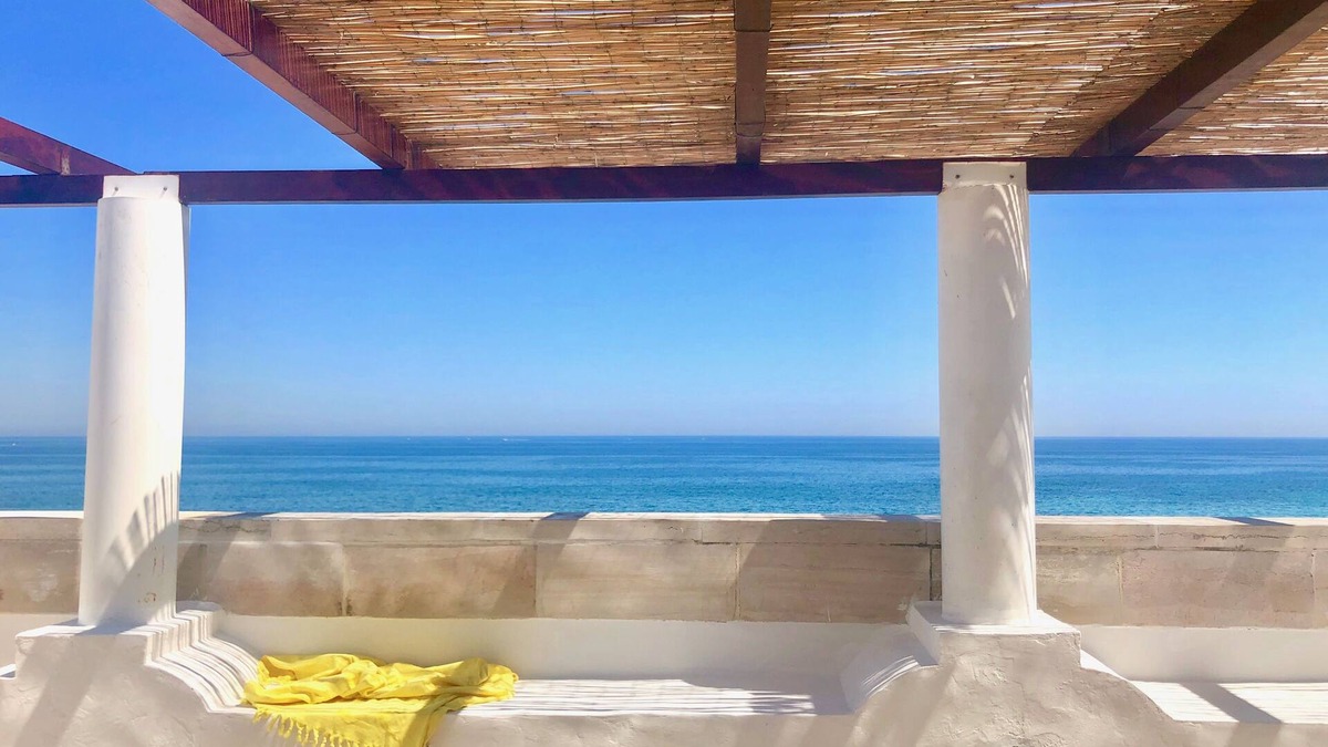 Villanova Apartment | Exclusive and charming penthouse just 20 meters from the sea, 4 persons