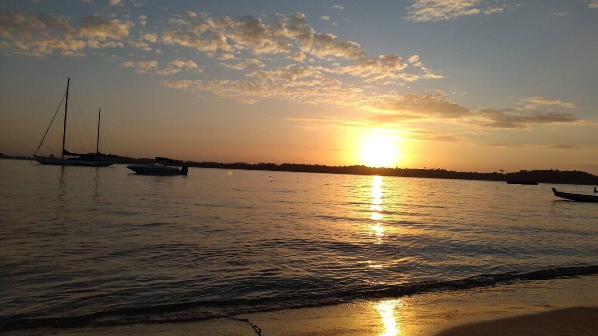 Campinho House | Exclusive apartment in Campinho Island with sea view, beautiful sunset.