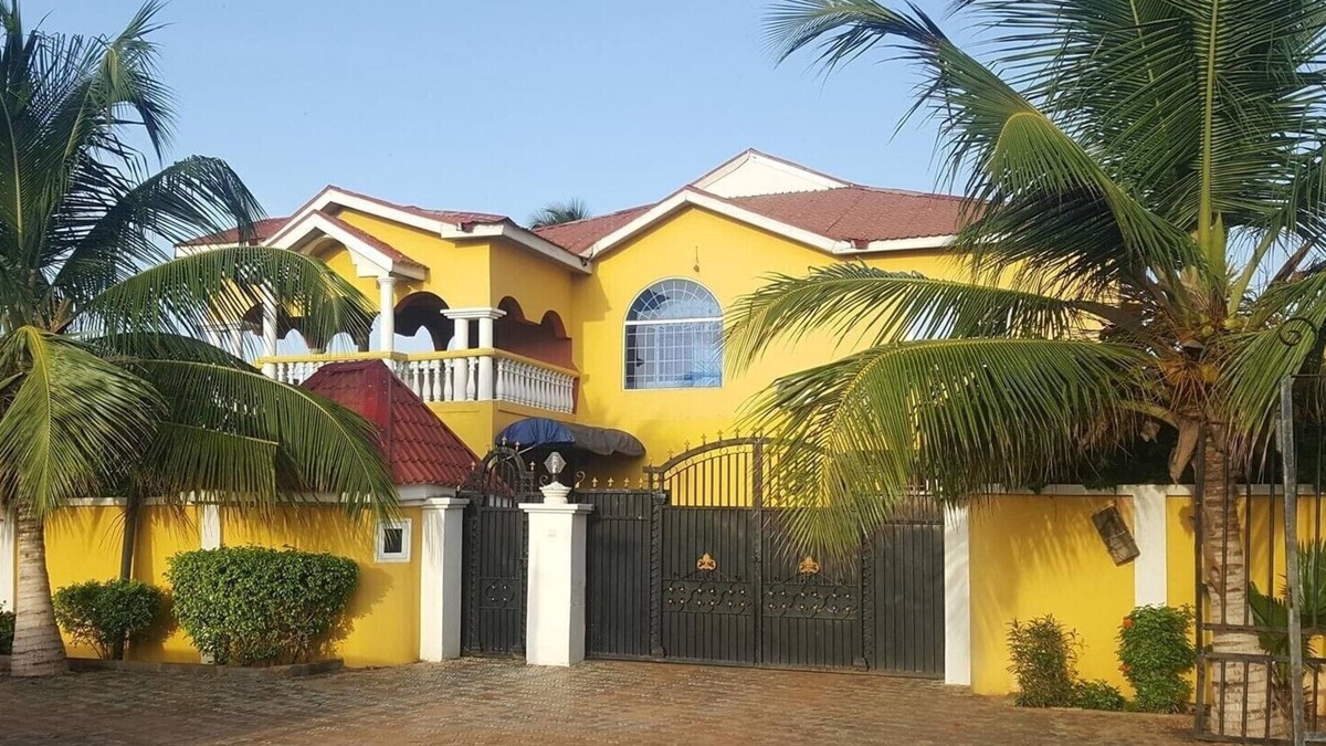 Prampram Apartment | Exclusive Beachfront Mediterranean Villa near Tema