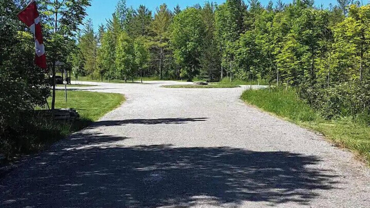 Georgian Bluffs RV Rental | Exclusive Camping - Your Own Piece of Heaven