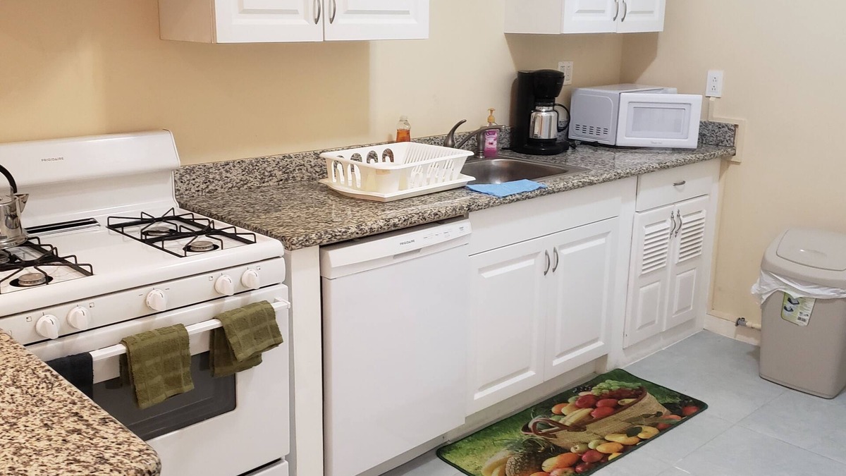 Georgetown Apartment | Exclusive Corporate Condo & Vacation Rental: Premier Gated Community