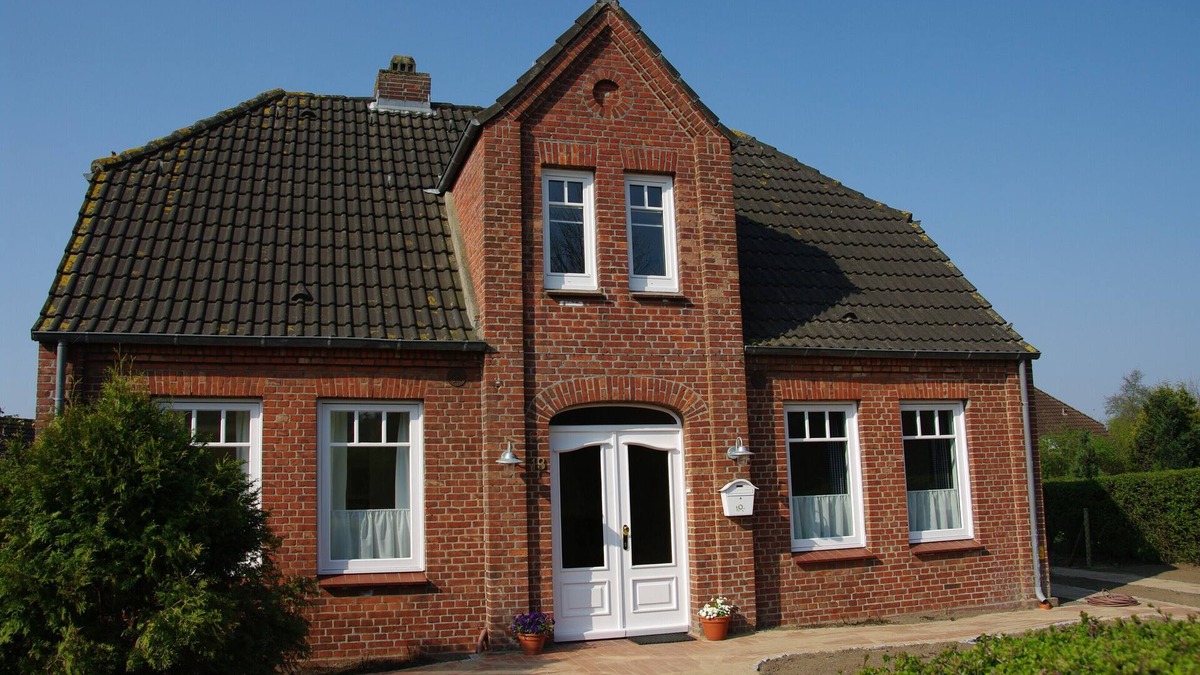 Schobull House | Exclusive Friesenhaus * * * * * with sea views, sauna, wireless, disabled