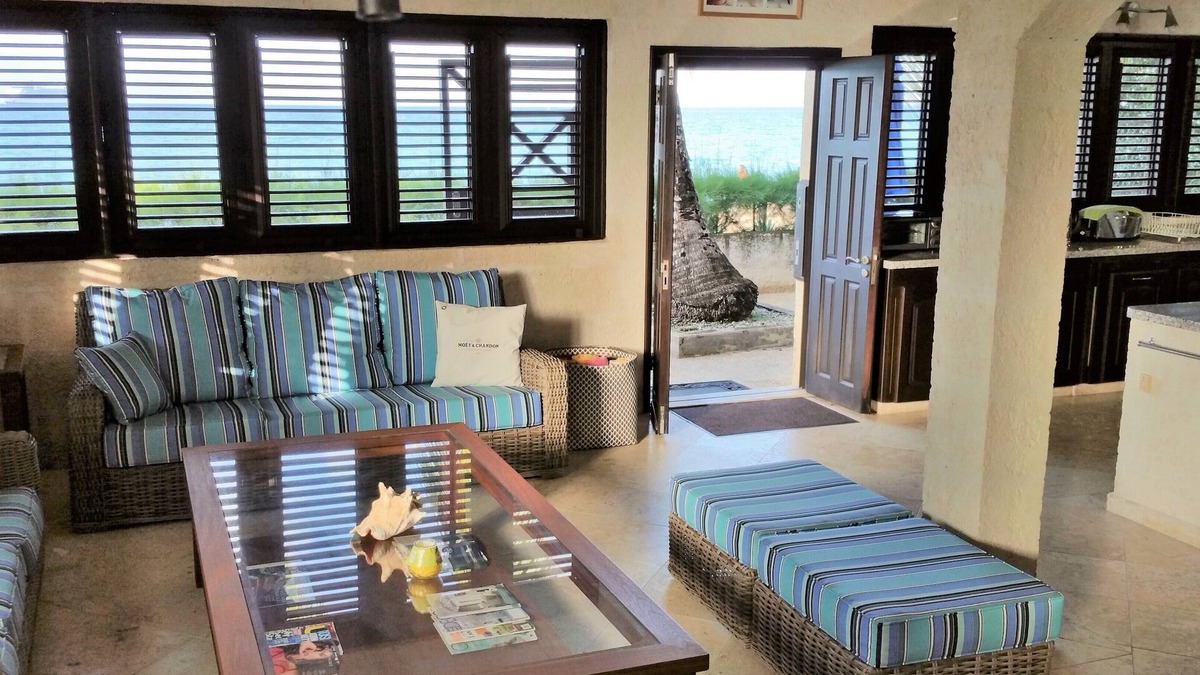 Brighton Apartment | Exclusive Ground floor 1 bed apartment Beach Front