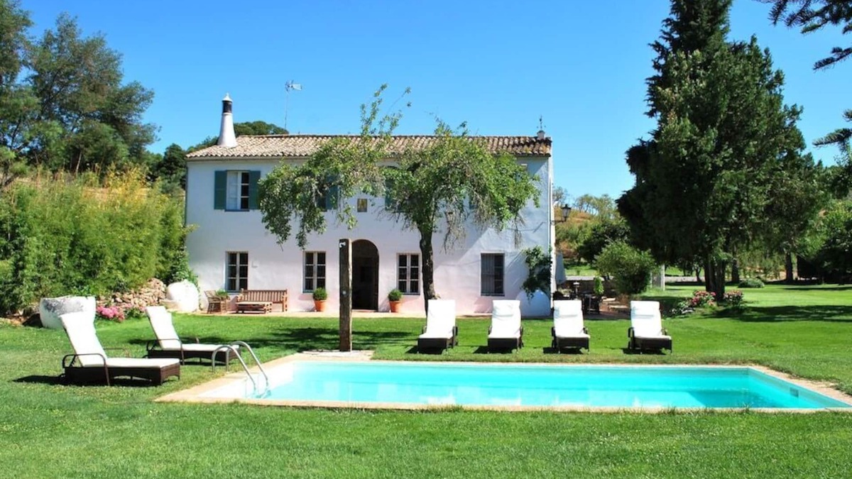 Constantina House | Exclusive house. Large garden & pool. Quiet. Walking distance from nice village