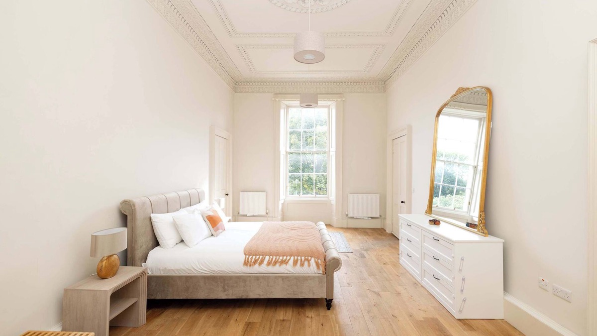 Bonnington Apartment | Exclusive House with Free Parking