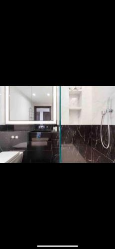 Prince's Apartment | Exclusive Large Parliament Apartment