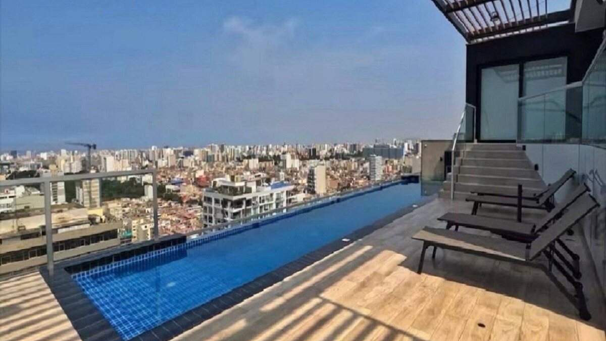Lince Apartment | Exclusive Luxury Apartment at Sky Four - Lince