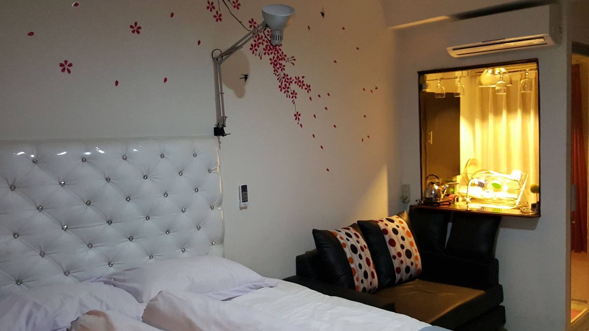 Bandung Apartment | Exclusive Mountain View Room
