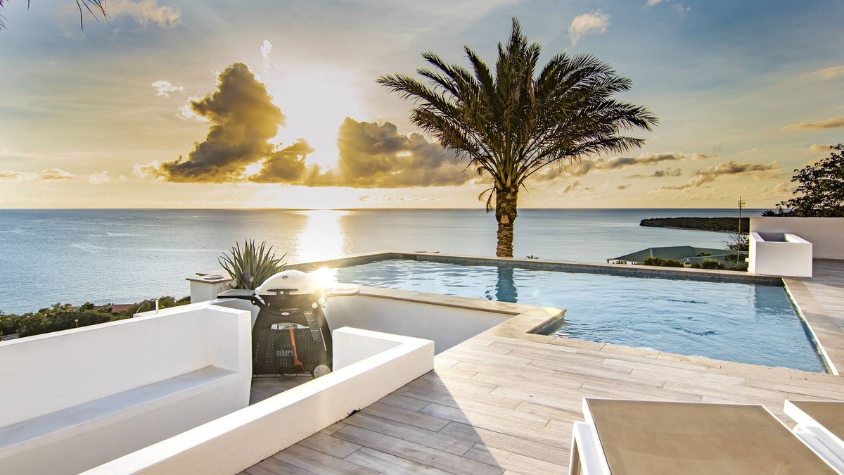 Bisento Villa | Exclusive Oceanview Villa Cas Abou – Sleeps 10, Private Pool & Beach Access
