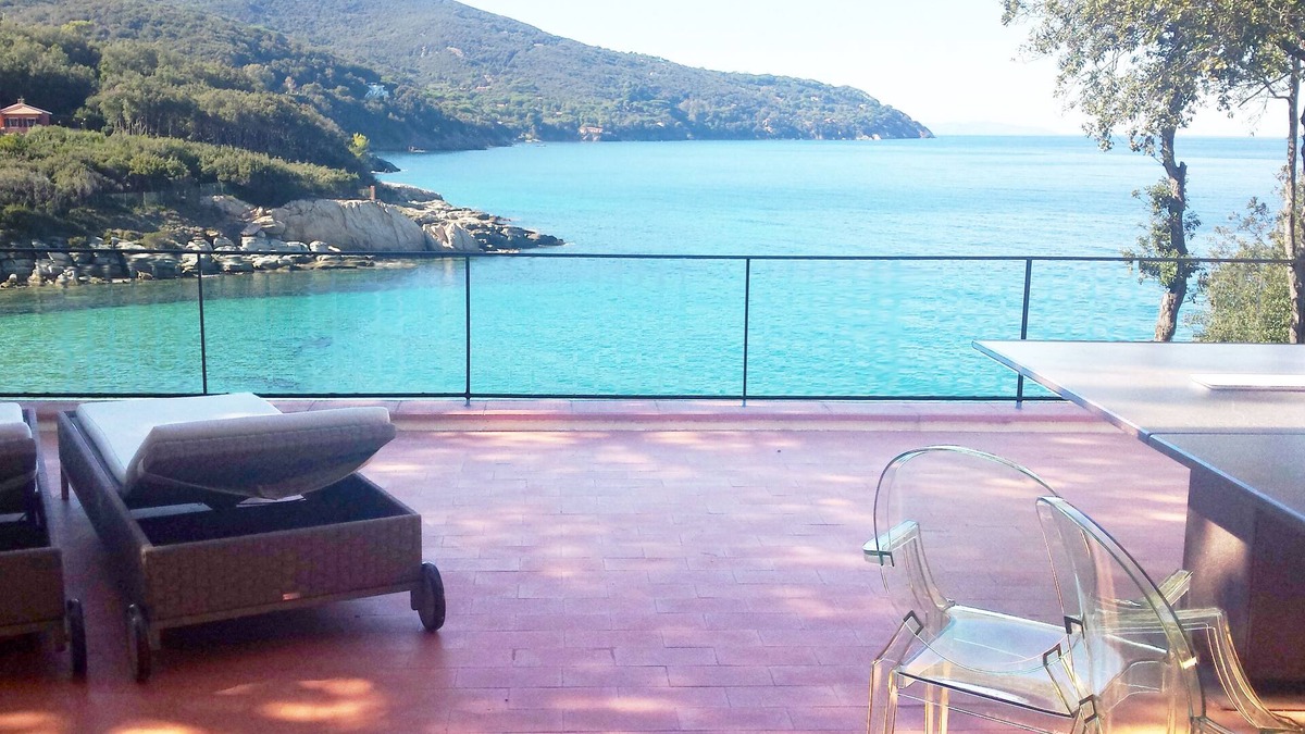 Procchio Villa | Exclusive paradise 20 meters from the sea, villa with two large independent suites