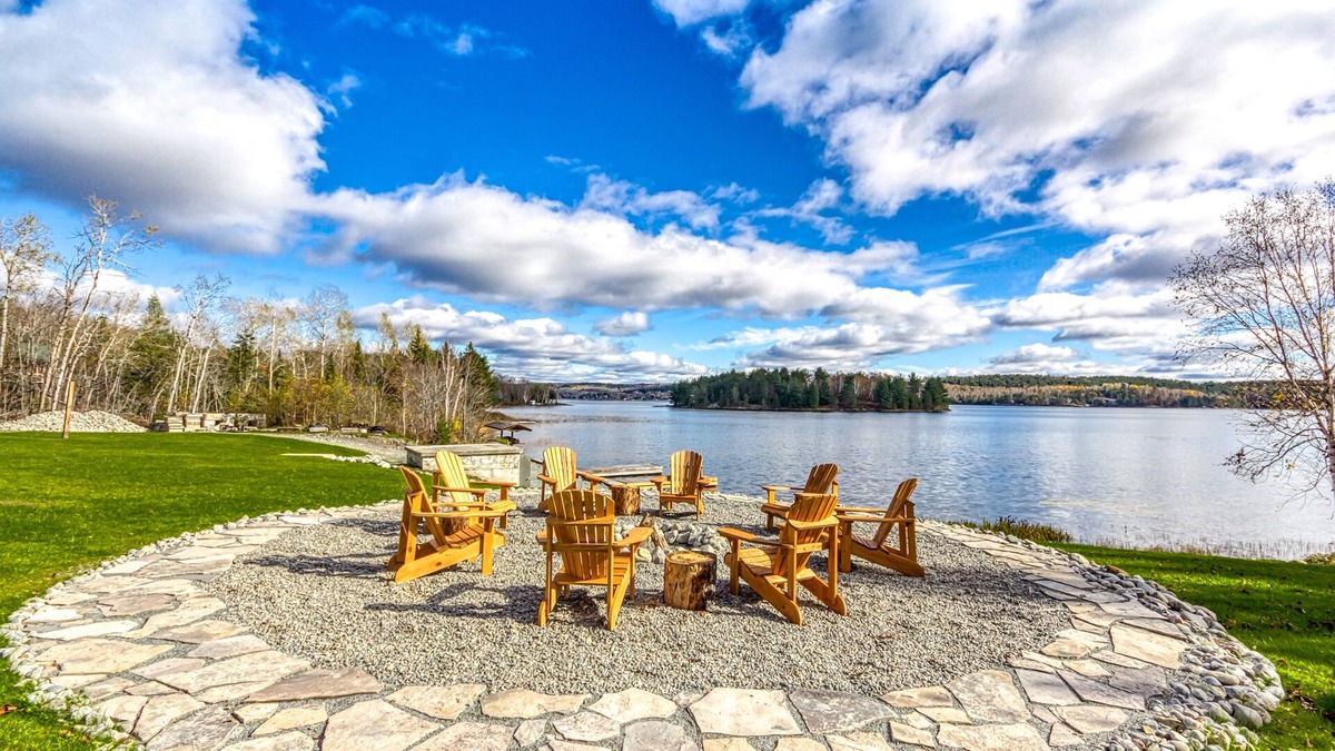 Garson Villa | Exclusive Private Waterfront Escape for Big Groups on 4 Acres