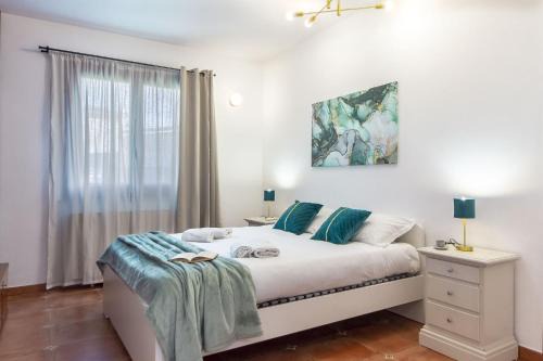 Sassari Apartment | Exclusive Roth Apartments
