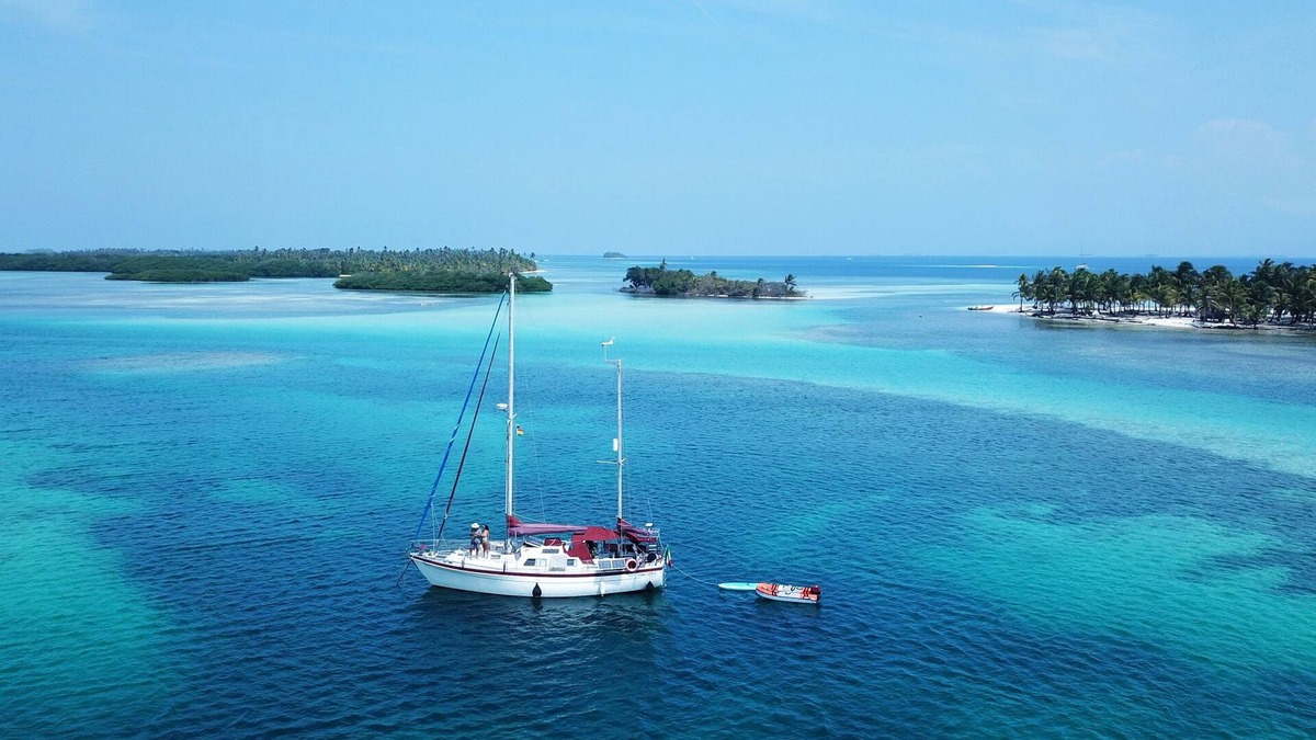Achutupo Boat Rental | Exclusive sailboat for 2 people all inclusive in San Blas islands