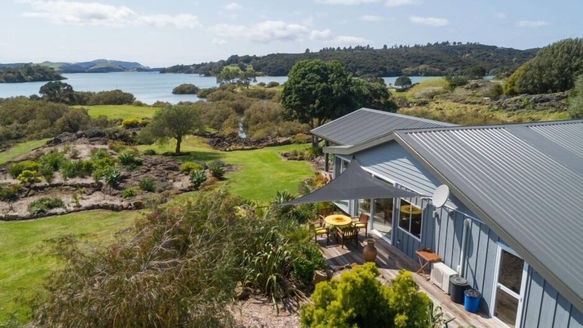 Kerikeri House | Exclusive Waterfront Peninsular - near Kerikeri