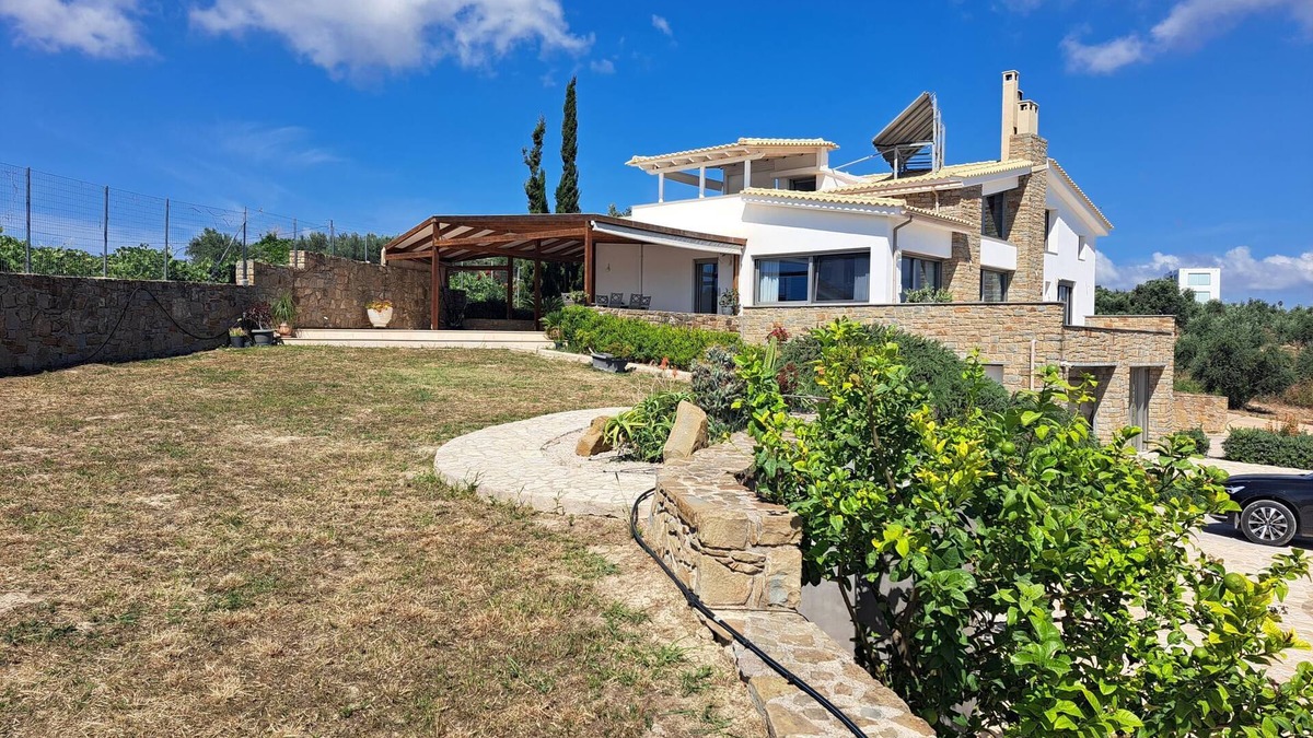 Pylos-Nestoras Apartment | Exclusively equipped vacation apartment with wide sea view, Wifi, Messenia, Pelo