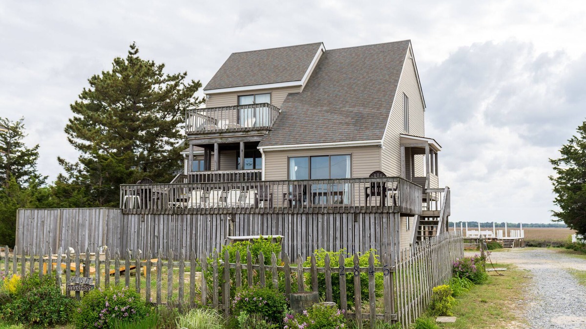 Broadkill Beach House | EXCLUSIVELY YOURS! Private Beach Path, Double Water Access, and Dog Friendly.