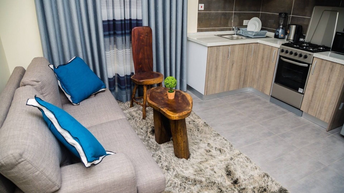 Bouvet Island Apartment | Executive 1 bedroom w/free constant Wi-Fi (East Airport)