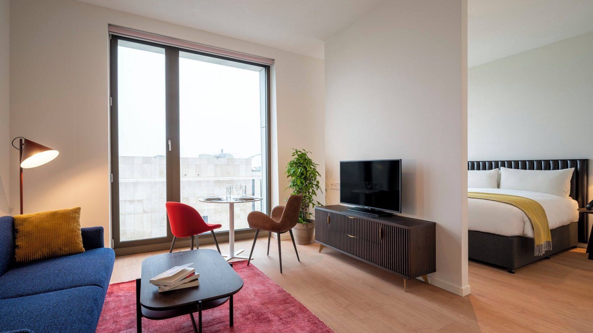 Zuidas Hotel | Executive Comfort: 2 Spacious 1BR Apartment with Full Kitchen, Central Location!