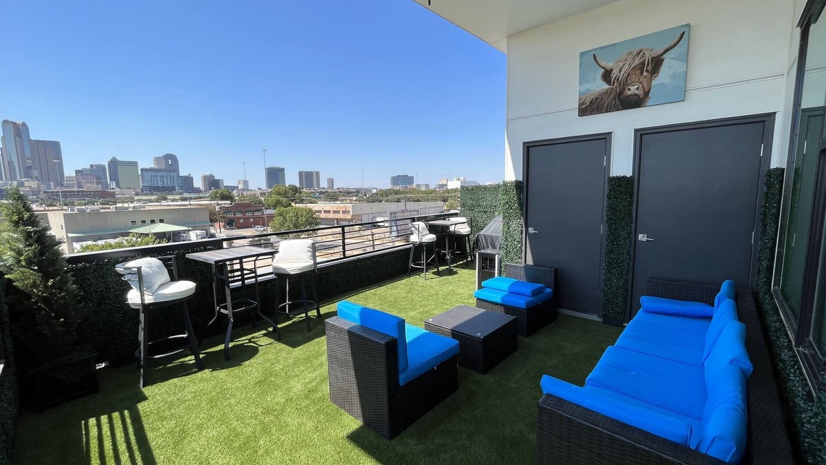 Cedars Condo | Executive Dallas Boutique Condo!
