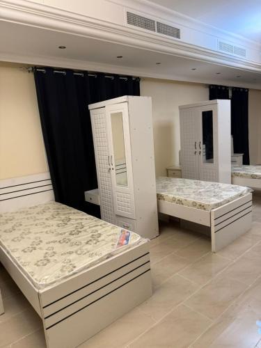Al Qasimia House | EXECUTIVE FEMALE SHARING BED SPACE near BUS STOP & CORNICHE