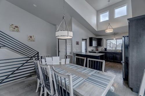 Rapid City House | Executive Golf Club Red Rocks Home, Locally Owned!