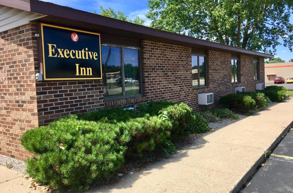 Cass City Hotel | Executive Inn