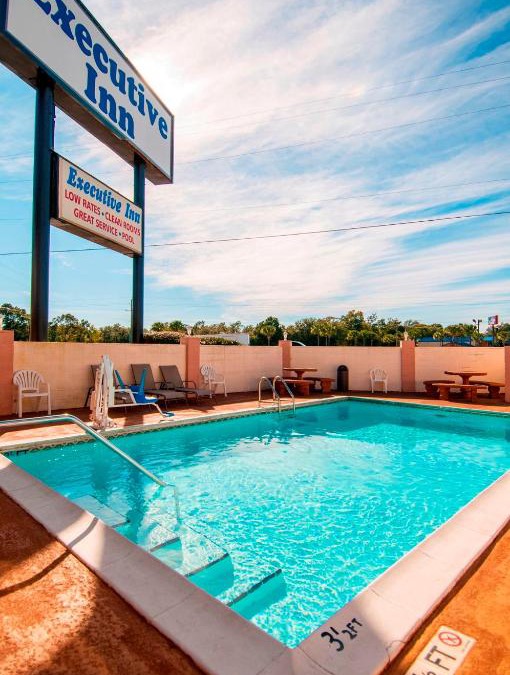 Brent Hotel | Executive Inn