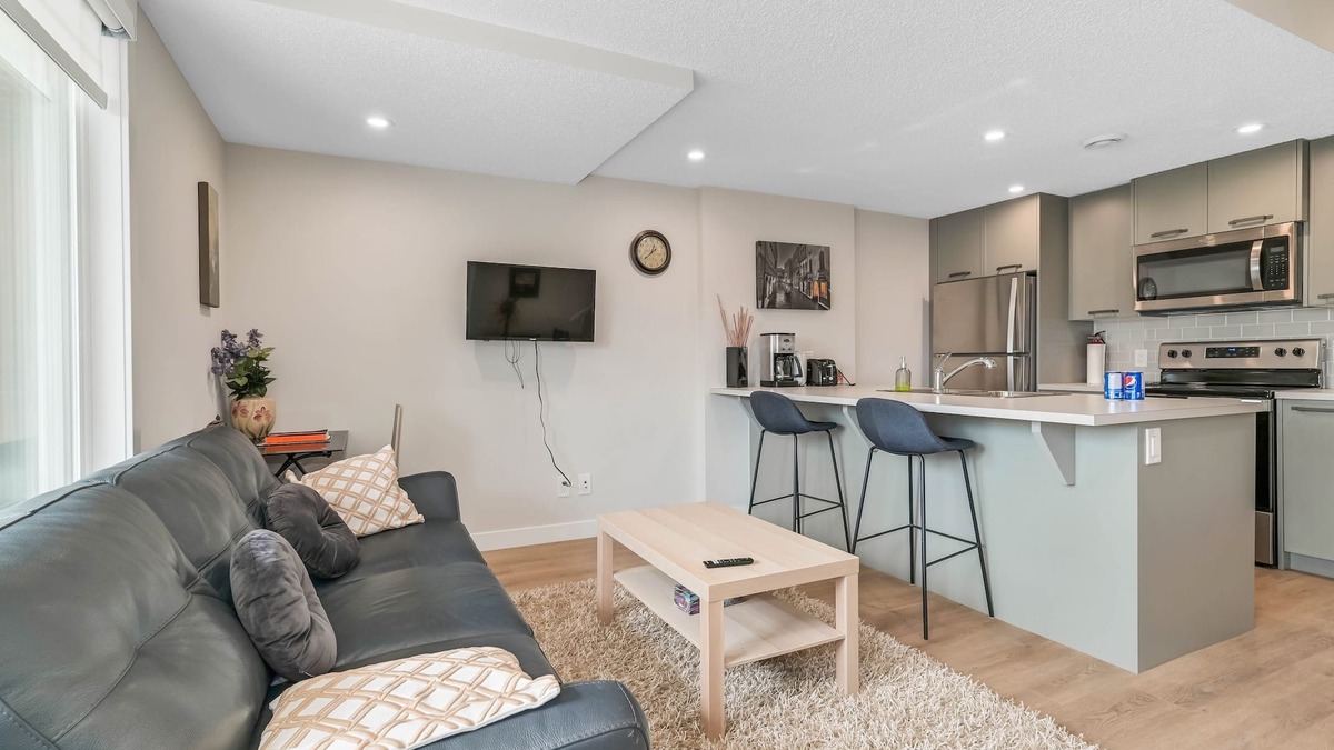 Keith House | Executive One Bedroom Suite in Rockland Park