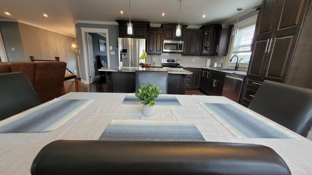 Terra Nova House | Executive & Quiet Home in the Heart of the City