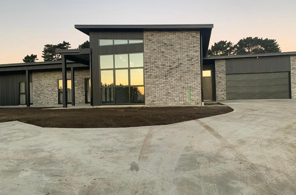 Hawera House | Executive-style home away from home.