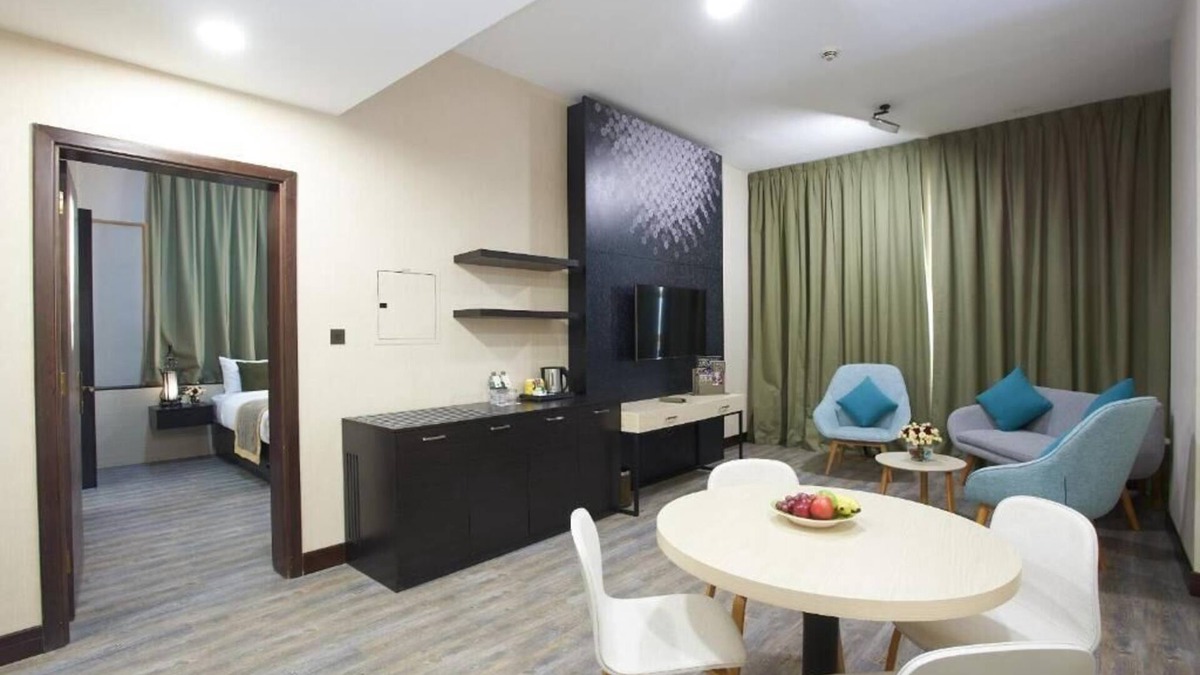 Al Khan Apartment | Executive Suite Al Khan Beach By Luxury Bookings