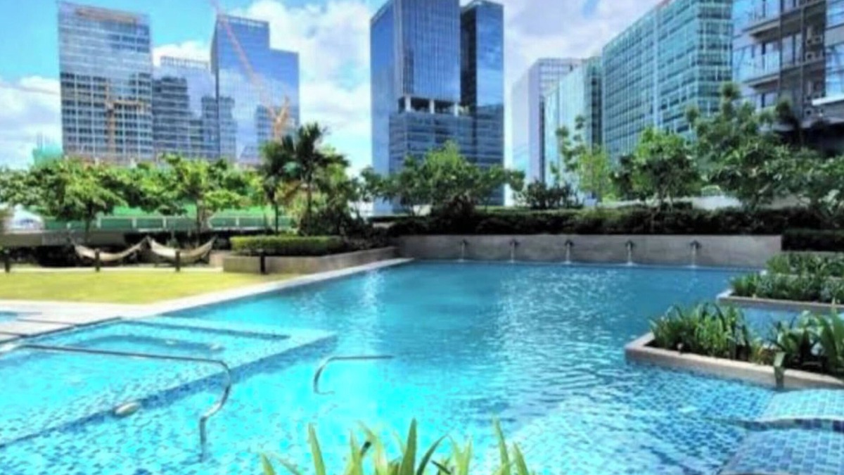 Bonifacio Global City Condo | Executive Suites 4 Bedroom Condo Uptown Parksuites Bgc