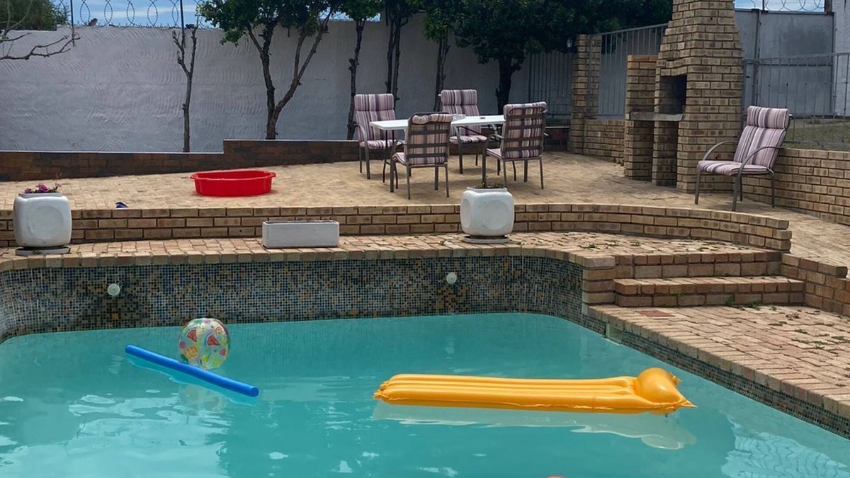 Port Elizabeth Apartment | Exhale in Port Elizabeth/Gqeberha n2 Bedroom apartment in the Friendly City