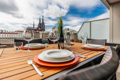 Altstadt-Nord Apartment | Exklusives Luxus Loft am Dom - Dachterrasse mit Traum-Aussicht