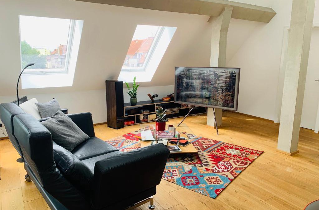 Linden-Sud Apartment | Exklusives Penthouse im ehemaligen Bunker