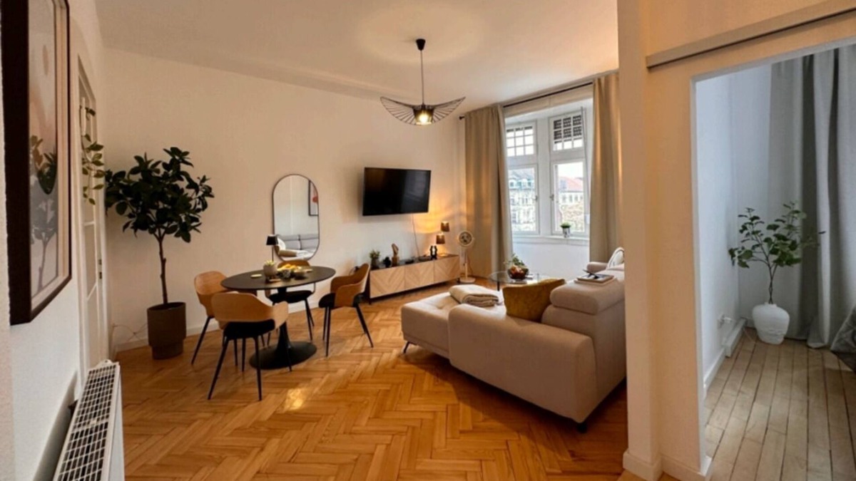 Hauptbahnhof Apartment | Exklusives Studioapartment im Herzen Saarbrückens