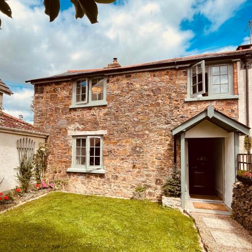 Christchurch House | Exmoor, Devon - charming cottage , characterful and brimming with Hygge!