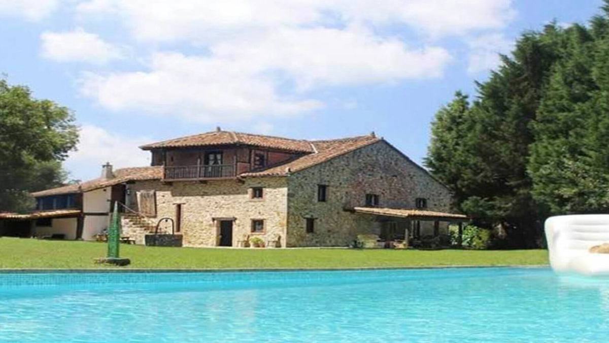 Lierganes Apartment | EXPECTACULAR Next to the Cabarceno Nature Park.